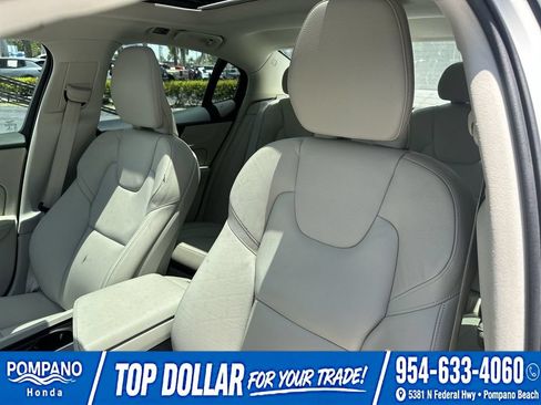 Used 2019 Volvo S60 T5 Momentum FWD image 22