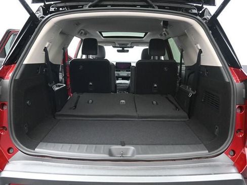 New 2026 Nissan Pathfinder Platinum AWD/4WD image 35