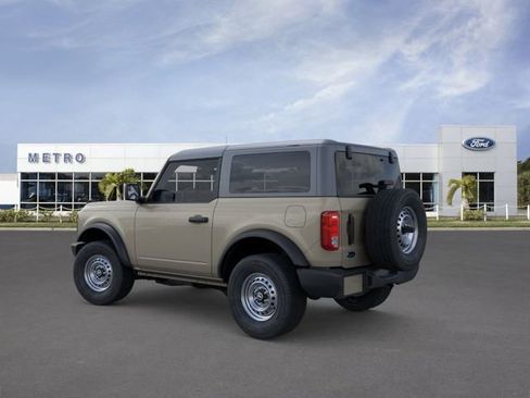 New 2026 Ford Bronco 2-Door AWD/4WD image 4