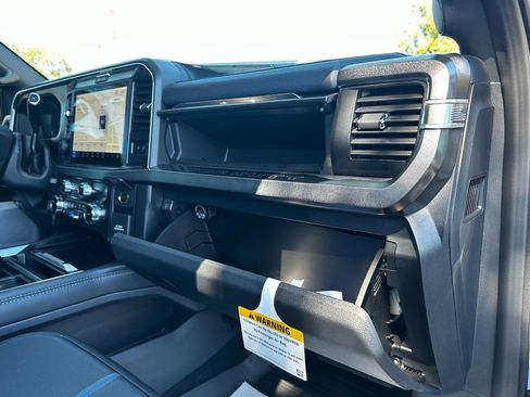 New 2026 Ford F250 Platinum image 43