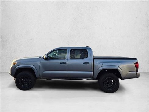 Used 2021 Toyota Tacoma SR AWD/4WD image 8