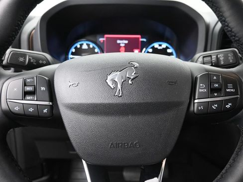 Used 2024 Ford Bronco Sport Outer Banks w/ Tech Package AWD/4WD image 17