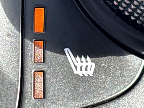 Used 2024 Chevrolet Malibu LT image 9