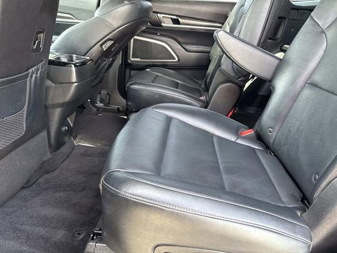 Used 2023 Kia Telluride S AWD/4WD image 14