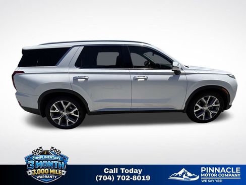 Used 2020 Hyundai Palisade SEL AWD/4WD image 3