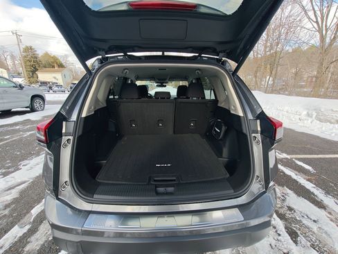 Used 2026 Nissan Rogue SV w/ Cold Weather Package image 35