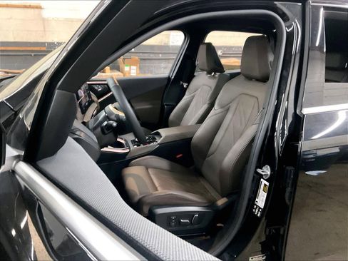 Used 2025 BMW X3 xDrive30i w/ Premium Package image 27