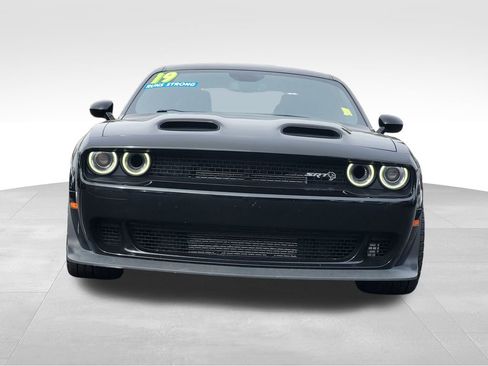 Used 2019 Dodge Challenger SRT Hellcat Redeye image 2