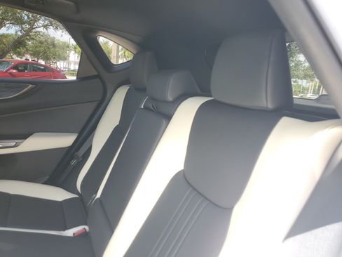Used 2023 Lexus NX 350 AWD image 12