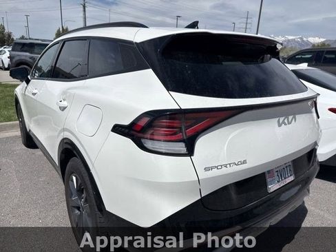 Used 2023 Kia Sportage SX Prestige image 10