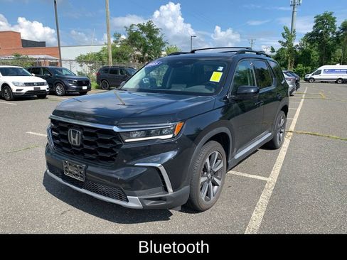 Used 2025 Honda Pilot Touring image 7