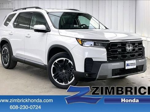 New 2026 Honda Pilot Touring image 1