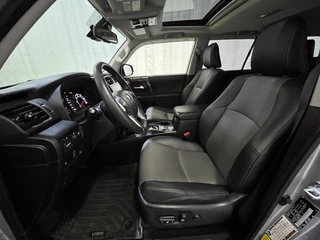 Certified 2020 Toyota 4Runner SR5 Premium w/ Moonroof Package AWD/4WD image 10