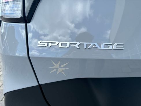 Used 2023 Kia Sportage X-Line w/ X-Line Premium Package AWD/4WD image 33