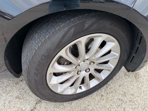 Used 2019 Land Rover Range Rover HSE image 9