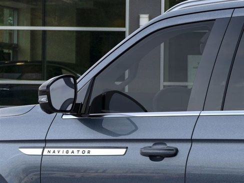 New 2026 Lincoln Navigator L Reserve AWD/4WD image 66