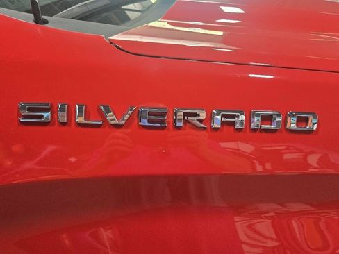 Used 2024 Chevrolet Silverado 1500 LT AWD/4WD image 11