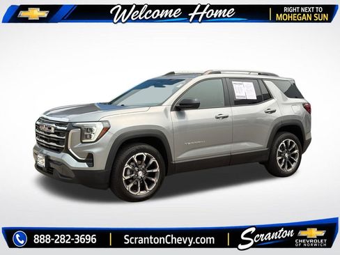 Certified 2025 GMC Terrain Elevation w/ Elevation Premium Package AWD/4WD image 3