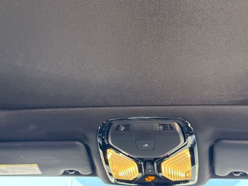 Used 2025 BMW M340i xDrive w/ Premium Package image 15