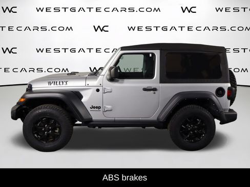 Used 2022 Jeep Wrangler Sport AWD/4WD image 5