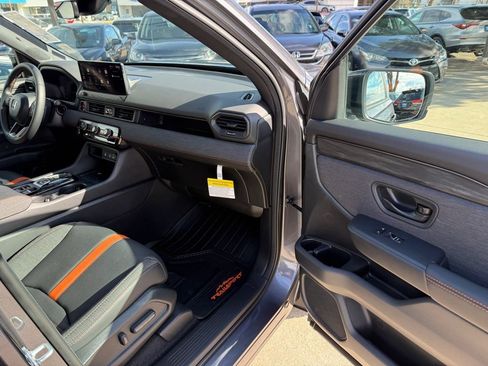 Certified 2026 Honda Passport TrailSport image 20