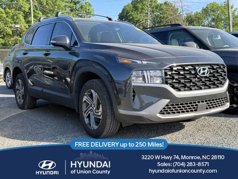 Used 2023 Hyundai Santa Fe SEL image 1