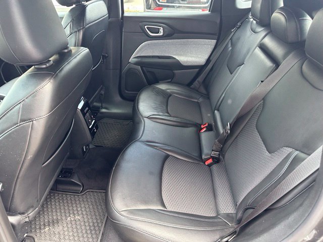 Used 2023 Jeep Compass Latitude w/ Convenience Group AWD/4WD image 19
