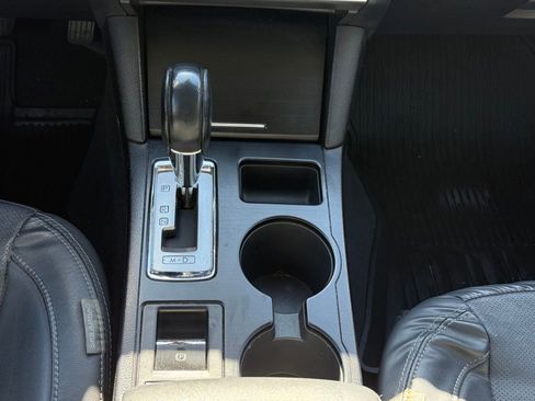 Used 2017 Subaru Outback 3.6R Limited image 14