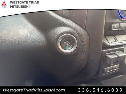 Used 2021 GMC Sierra 2500 AT4 image 25