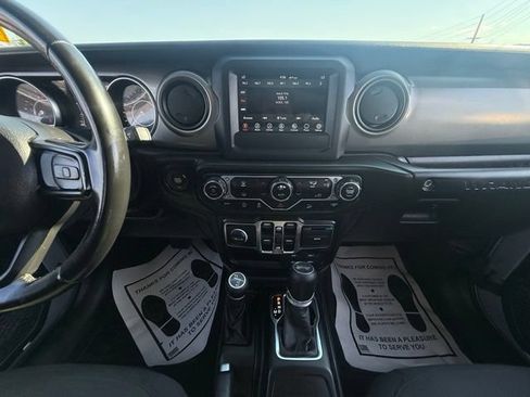 Used 2021 Jeep Wrangler Unlimited Sport AWD/4WD image 15