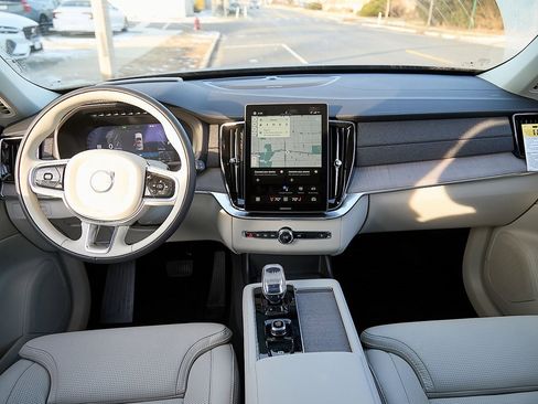 New 2026 Volvo XC90 T8 Ultra image 26