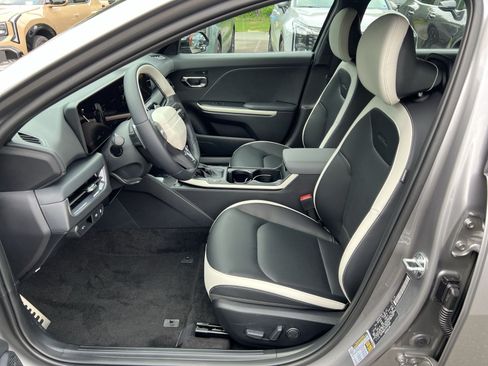 New 2026 Kia K4 GT-Line Turbo FWD image 18