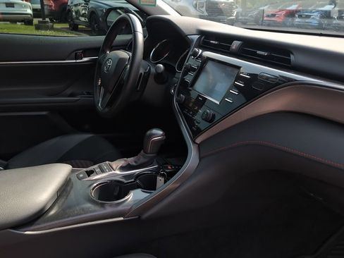 Used 2020 Toyota Camry TRD FWD image 8