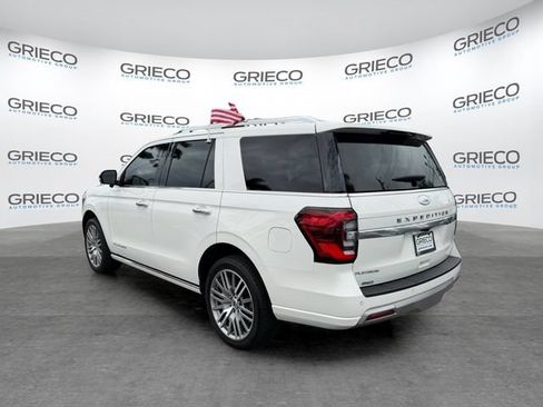Used 2023 Ford Expedition Platinum RWD image 5