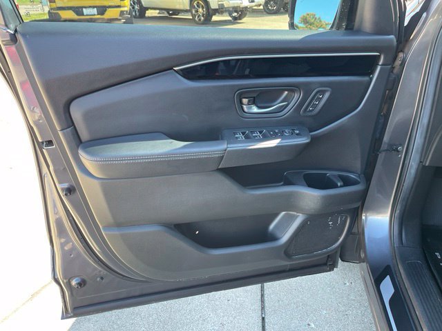 Used 2025 Honda Pilot EX-L image 21