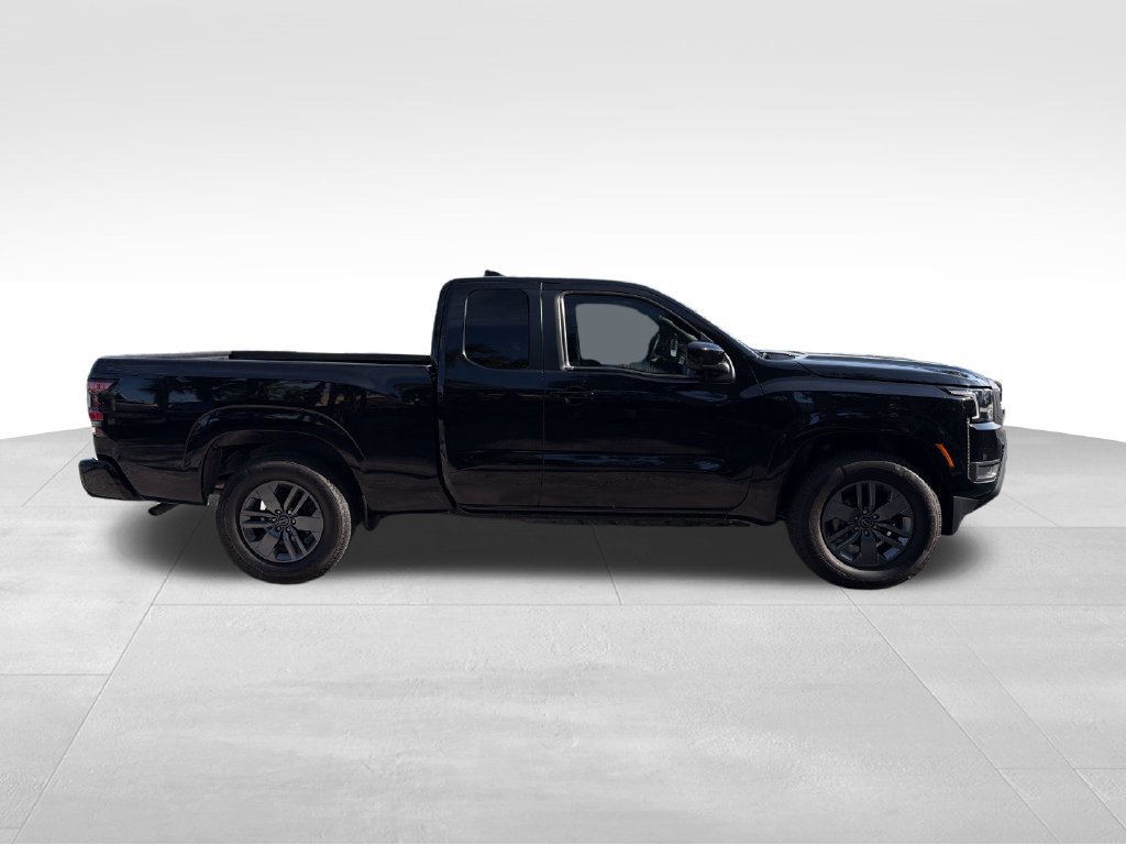 Used 2025 Nissan Frontier SV RWD image 8
