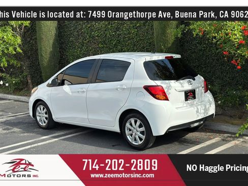 Used 2015 Toyota Yaris LE image 9