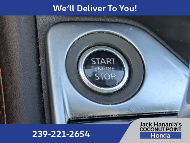 Used 2022 Nissan Sentra SR w/ SR Premium Package FWD image 32