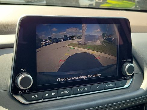Certified 2022 Nissan Rogue SV AWD/4WD image 31