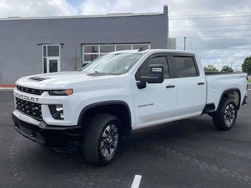 Used 2021 Chevrolet Silverado 2500 Custom w/ Custom Value Package AWD/4WD image 7