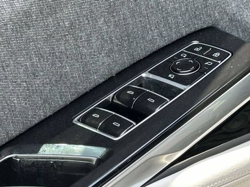 New 2026 Cadillac Escalade ESV V AWD/4WD image 17