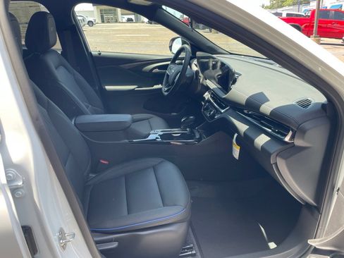 New 2026 Buick Envista Sport Touring w/ Convenience I Package FWD image 34