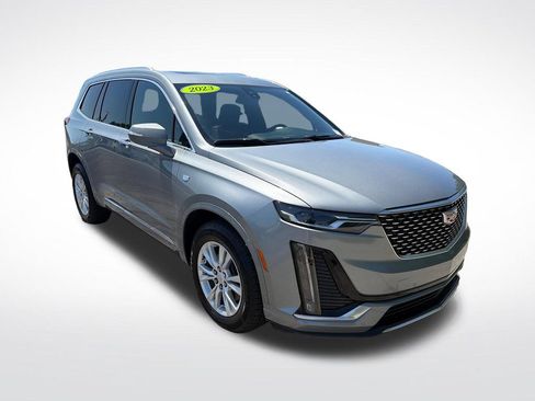 Used 2023 Cadillac XT6 Luxury AWD/4WD image 3