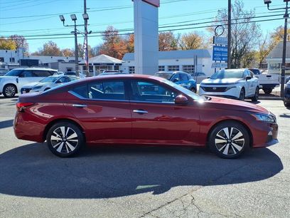 Certified 2022 Nissan Altima 2.5 SV