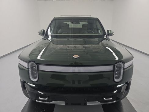 Used 2024 Rivian R1T Adventure AWD/4WD image 8