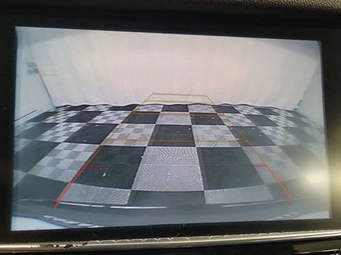 Used 2020 Buick Encore Preferred w/ Safety Package FWD image 29