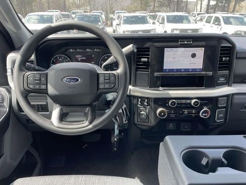 New 2026 Ford F250 XLT w/ FX4 Off-Road Package image 10