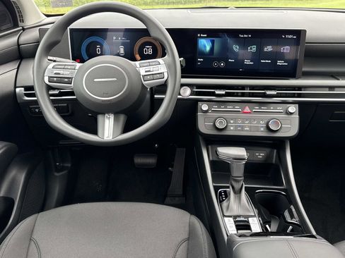 New 2026 Hyundai Tucson SE image 2