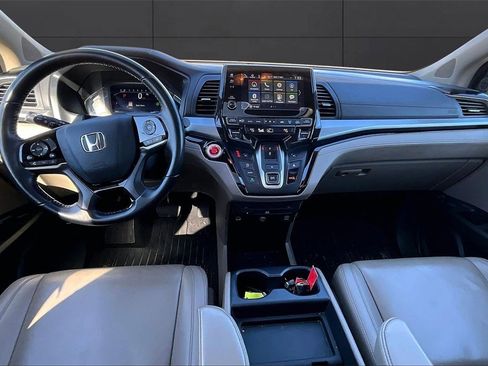 Used 2022 Honda Odyssey Touring image 15