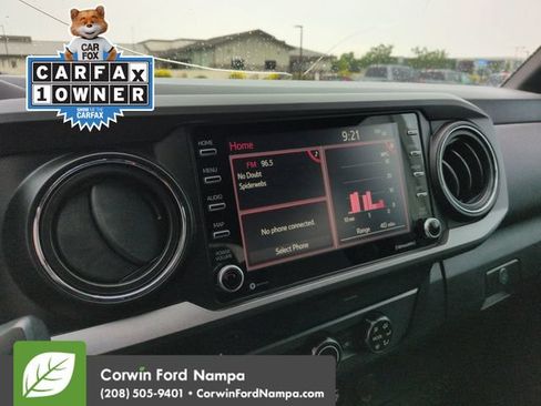 Used 2020 Toyota Tacoma TRD Off-Road AWD/4WD image 16